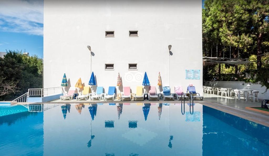 Pak Hotel - Adult Only Kuşadası Buitenkant foto