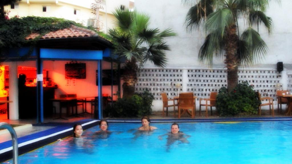 Pak Hotel - Adult Only Kuşadası Buitenkant foto